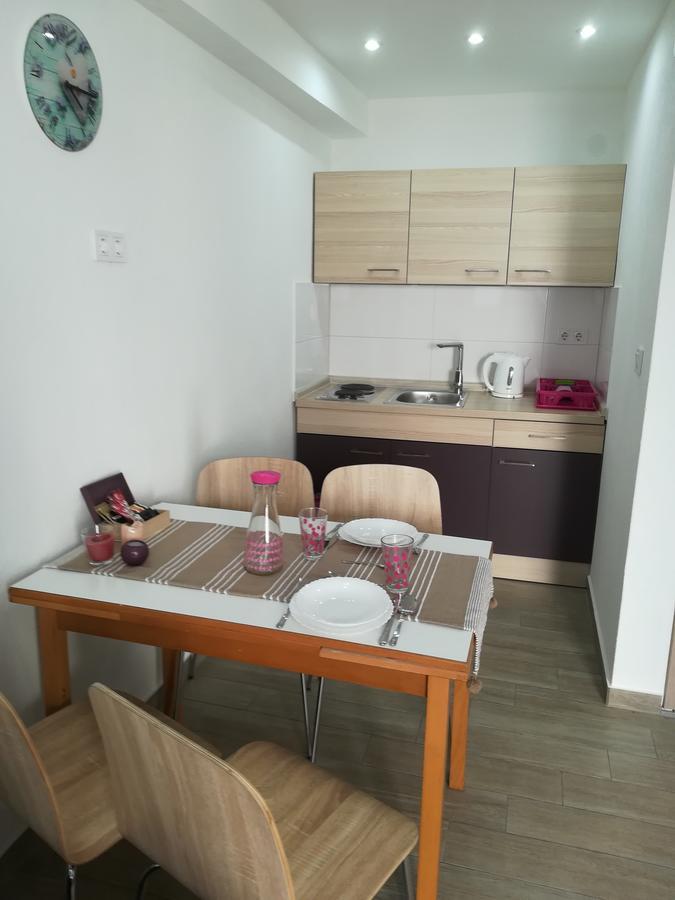 Apartments Vrime Biograd Na Moru Exterior photo
